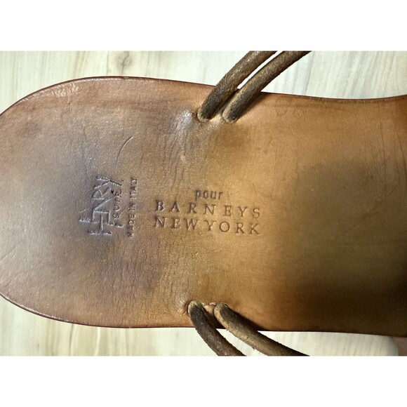 Henry Cuir Women's Brown Leather Sandals Thong Italy Embossed Size 38/ 7 US - Picture 8 of 15